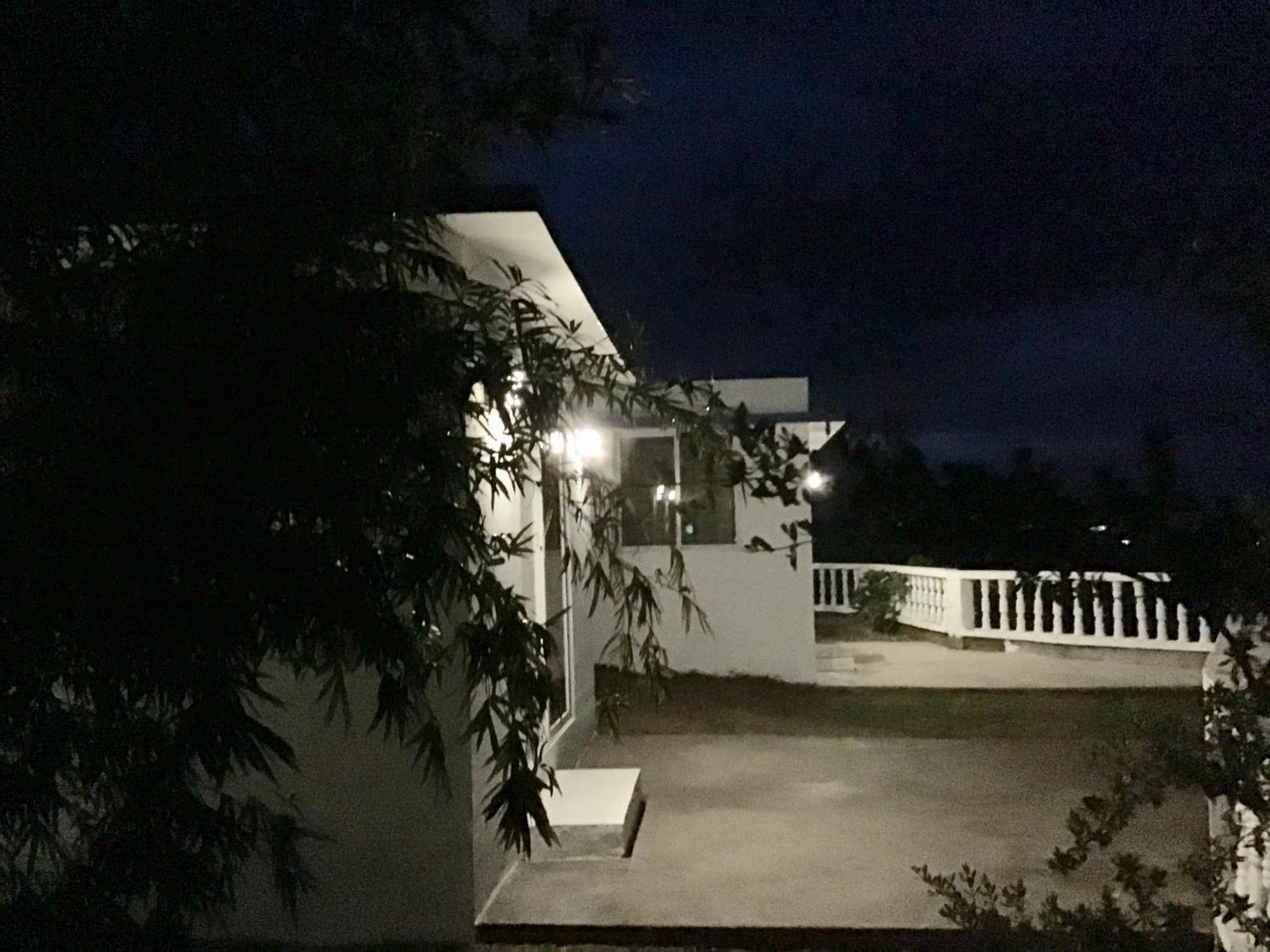 1888 Beach Resort Dumaguete City Zewnętrze zdjęcie