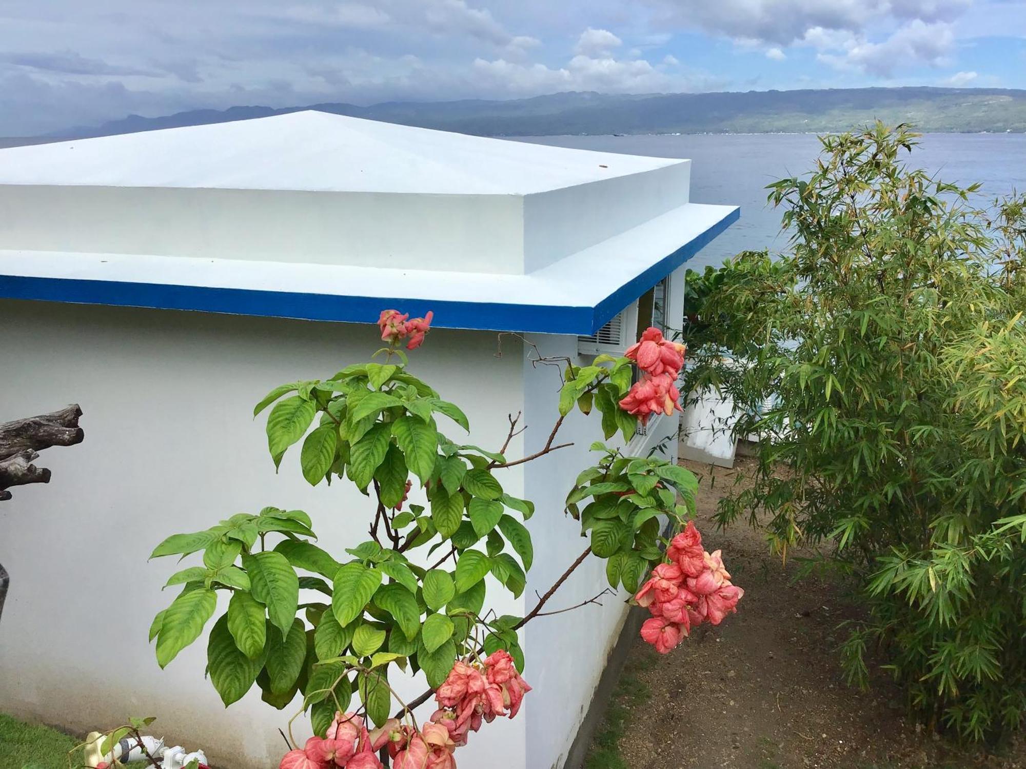 1888 Beach Resort Dumaguete City Zewnętrze zdjęcie